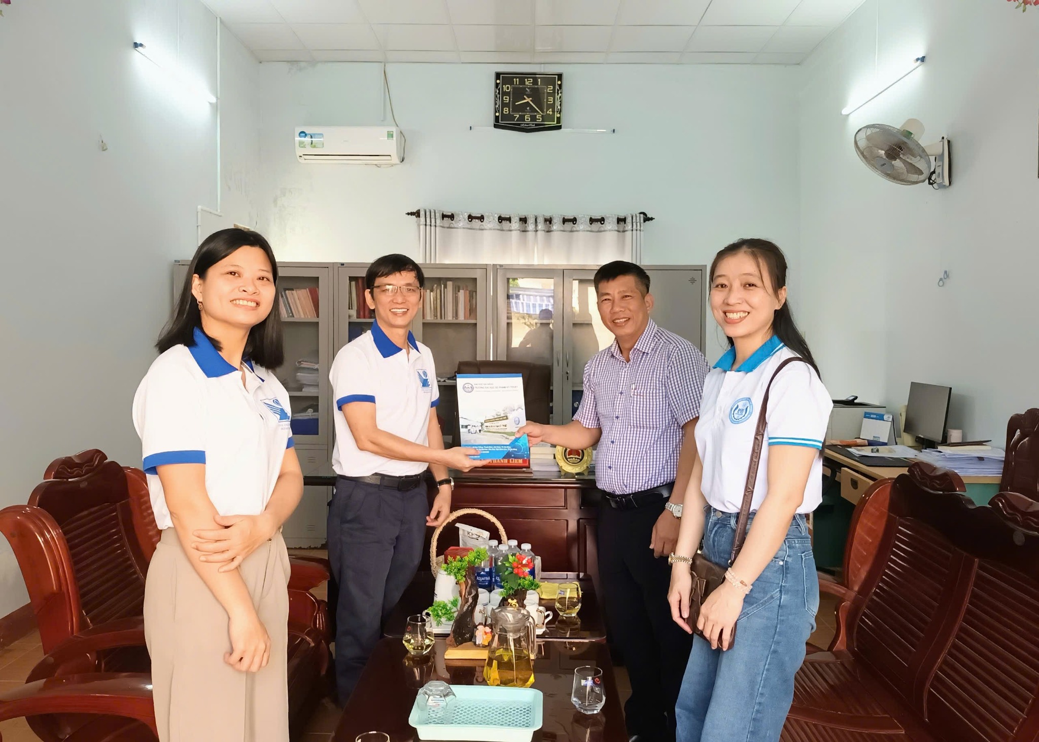 2 Thay Doan Thanh Liem.jpg